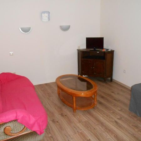 Апартаменты Flat Шато-Рено Экстерьер фото